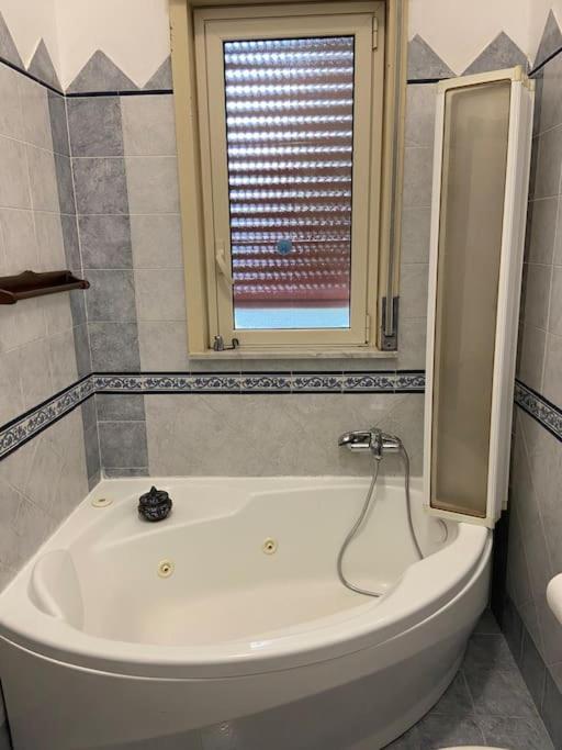Casa Peppino Apartment ปาแลร์โม ภายนอก รูปภาพ